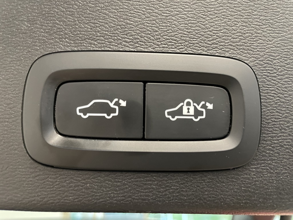 Volvo XC40 KHS90E
