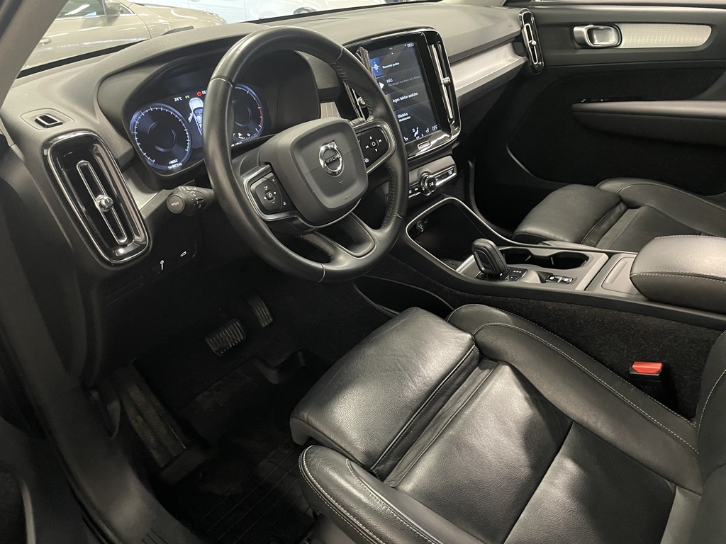 Volvo XC40 KHS90E