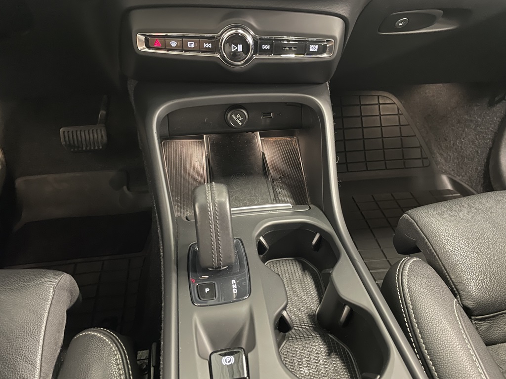 Volvo XC40 KHS90E
