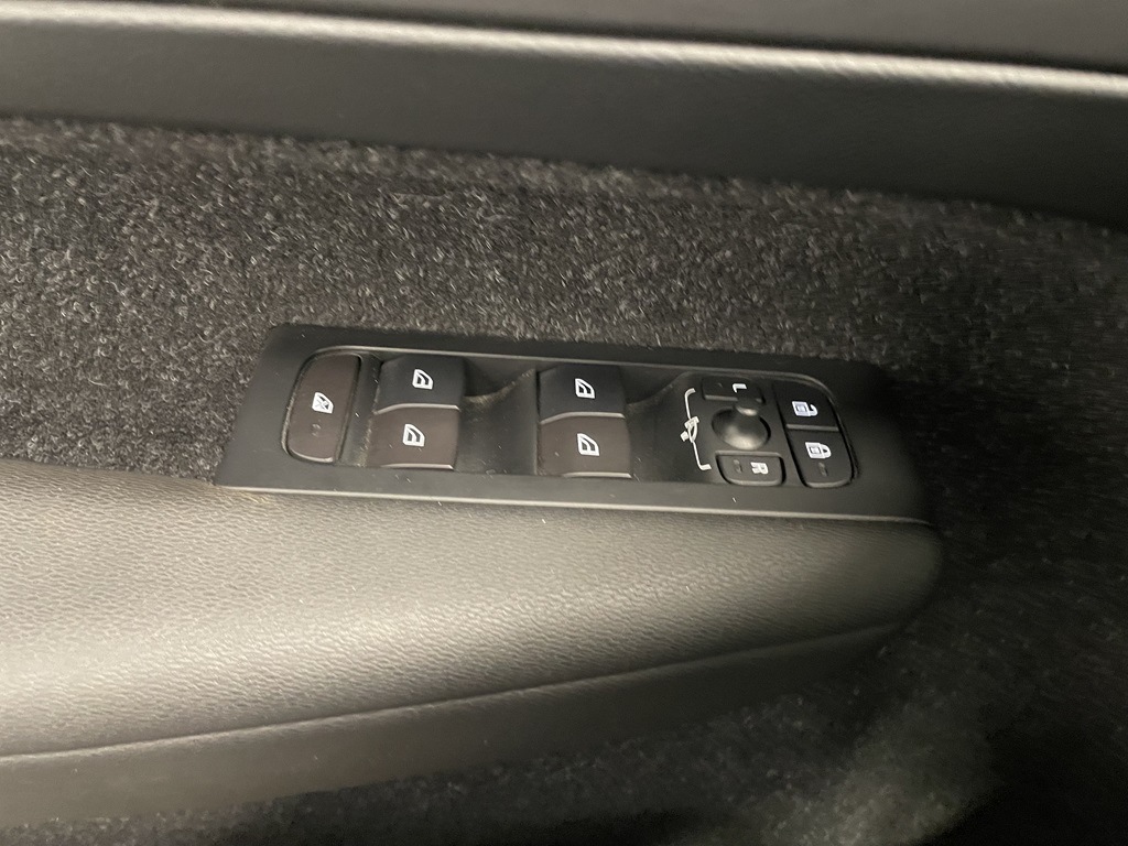 Volvo XC40 KHS90E
