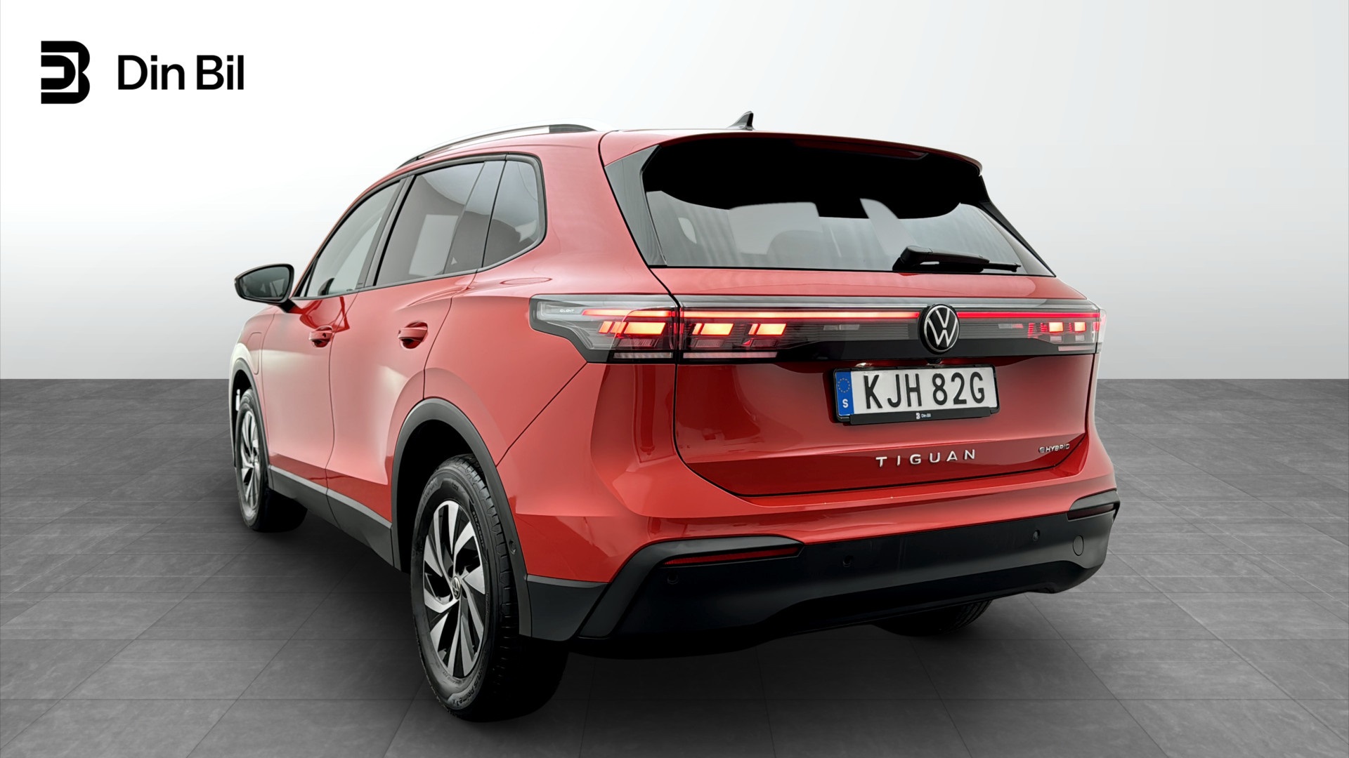 Volkswagen Tiguan KJH82G