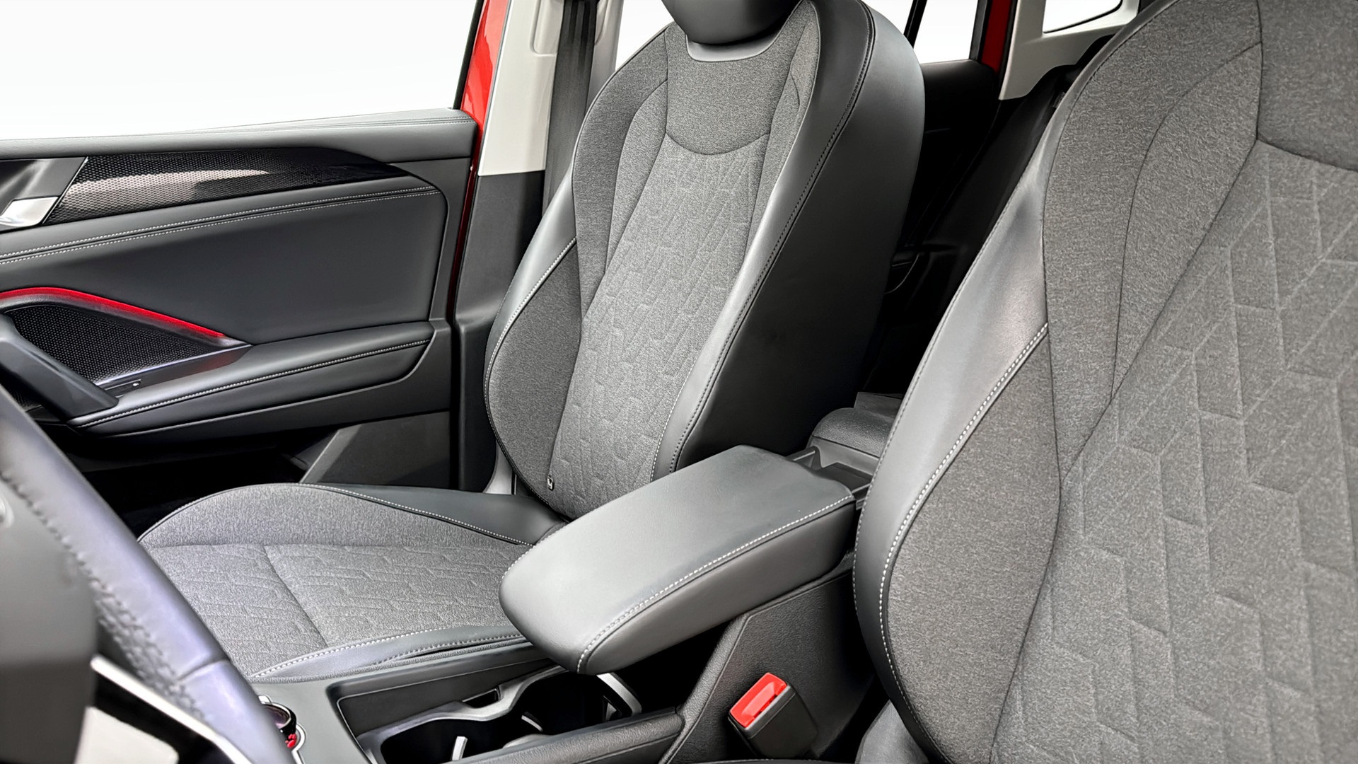 Volkswagen Tiguan KJH82G