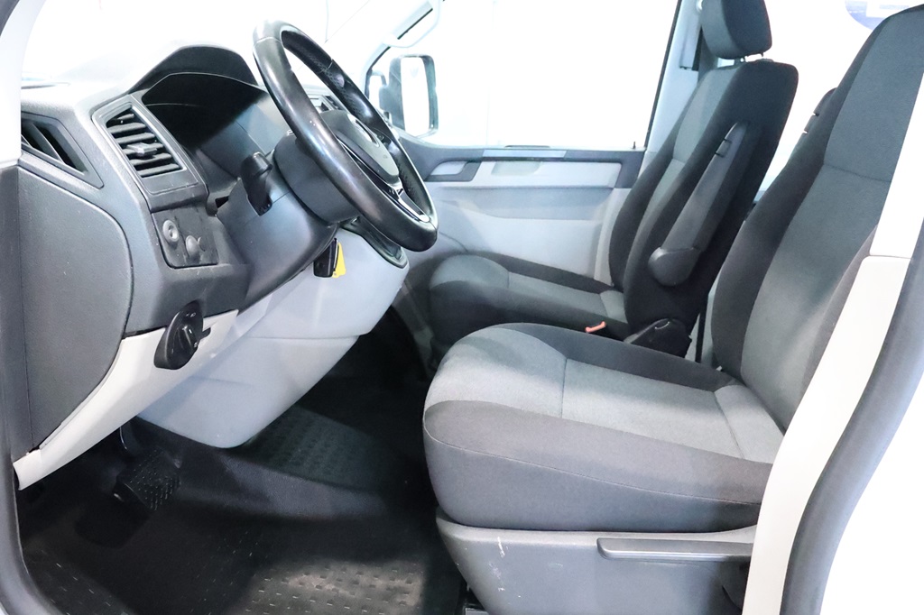 Volkswagen T6 Transporter Dubbelhytt KJR356