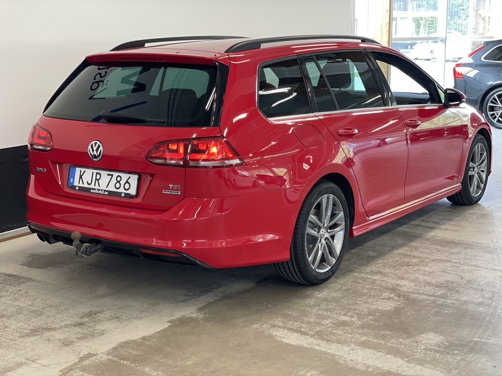 Volkswagen Golf KJR786