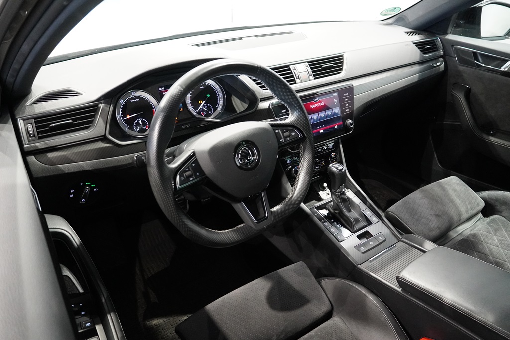 Skoda Superb KJY29F