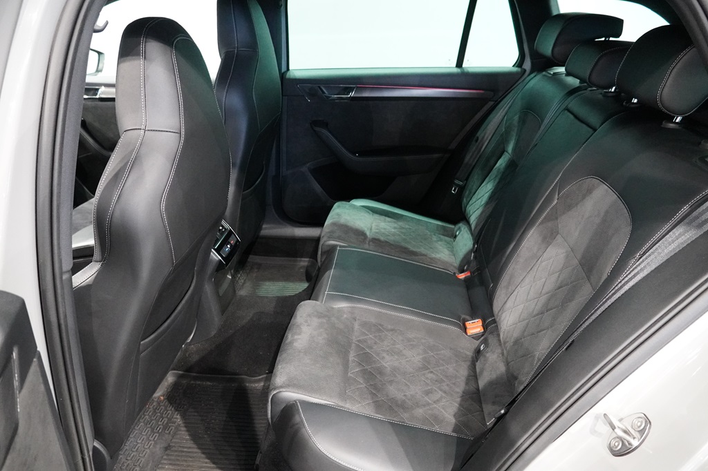 Skoda Superb KJY29F