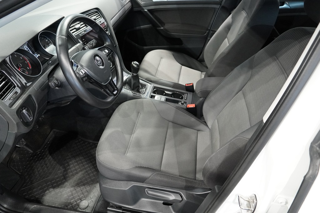 Volkswagen Golf Sportscombi KKS009