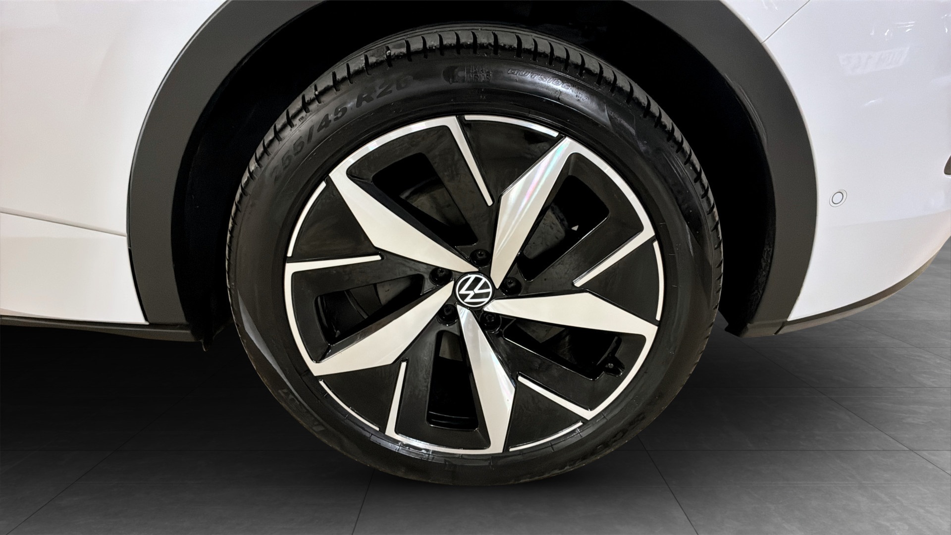 Volkswagen ID.4 KLJ01U