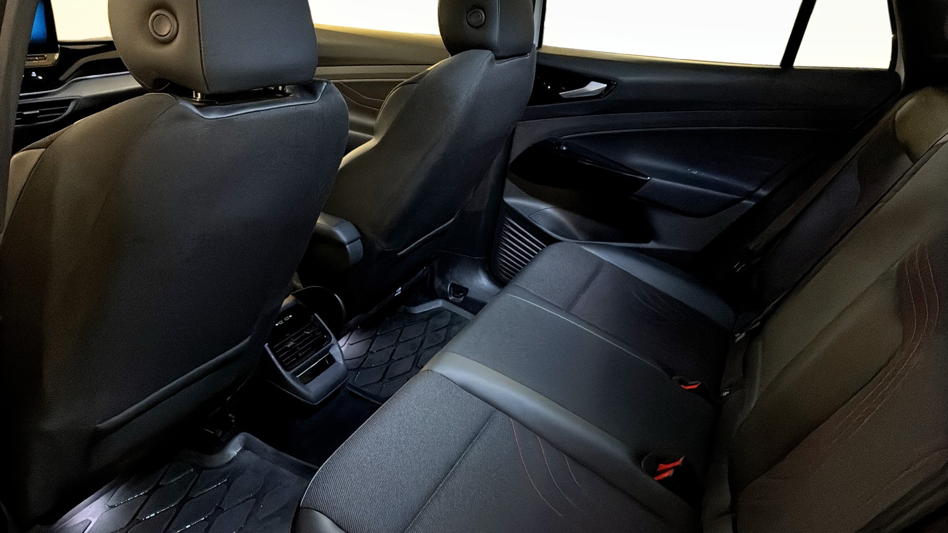Volkswagen ID.4 KLJ01U