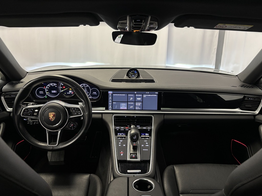 Porsche Panamera KLJ19D