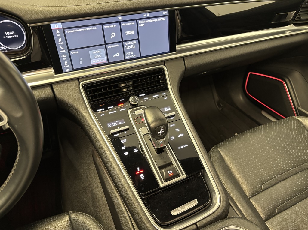 Porsche Panamera KLJ19D