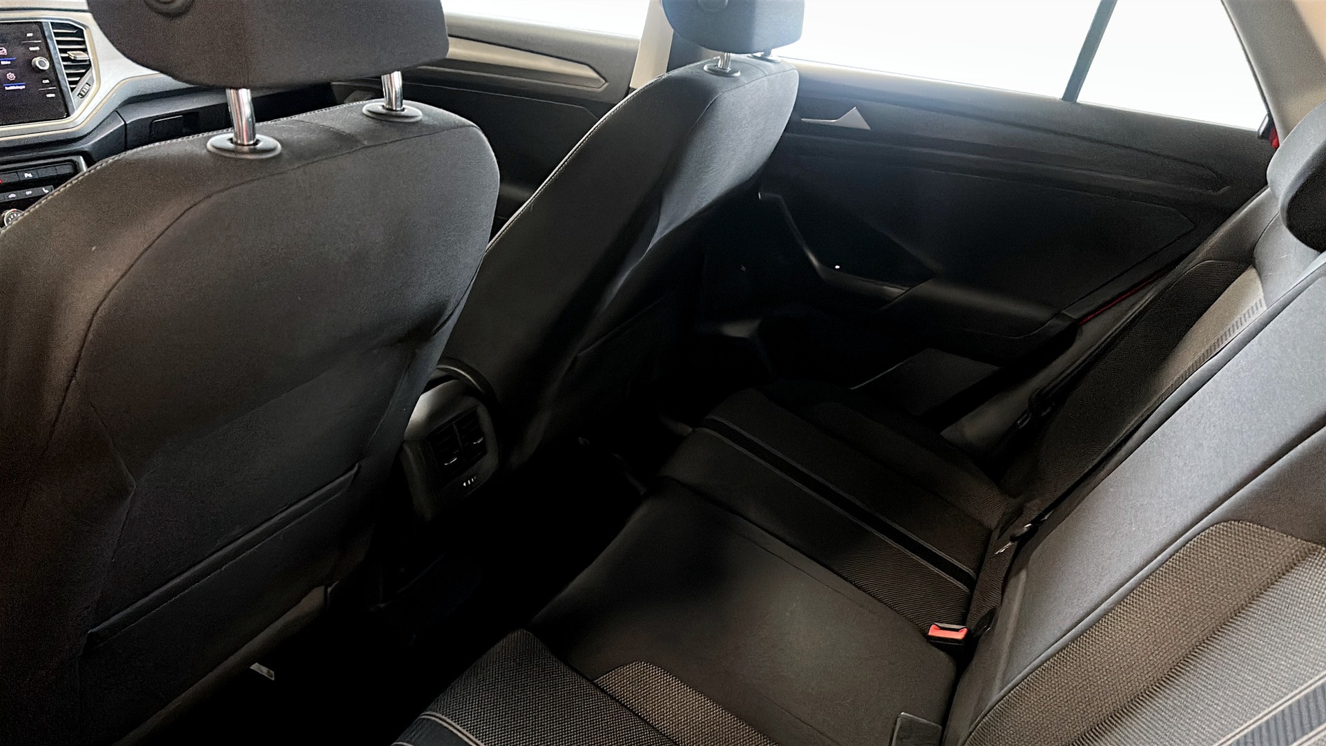 Volkswagen T-Roc KMA30H