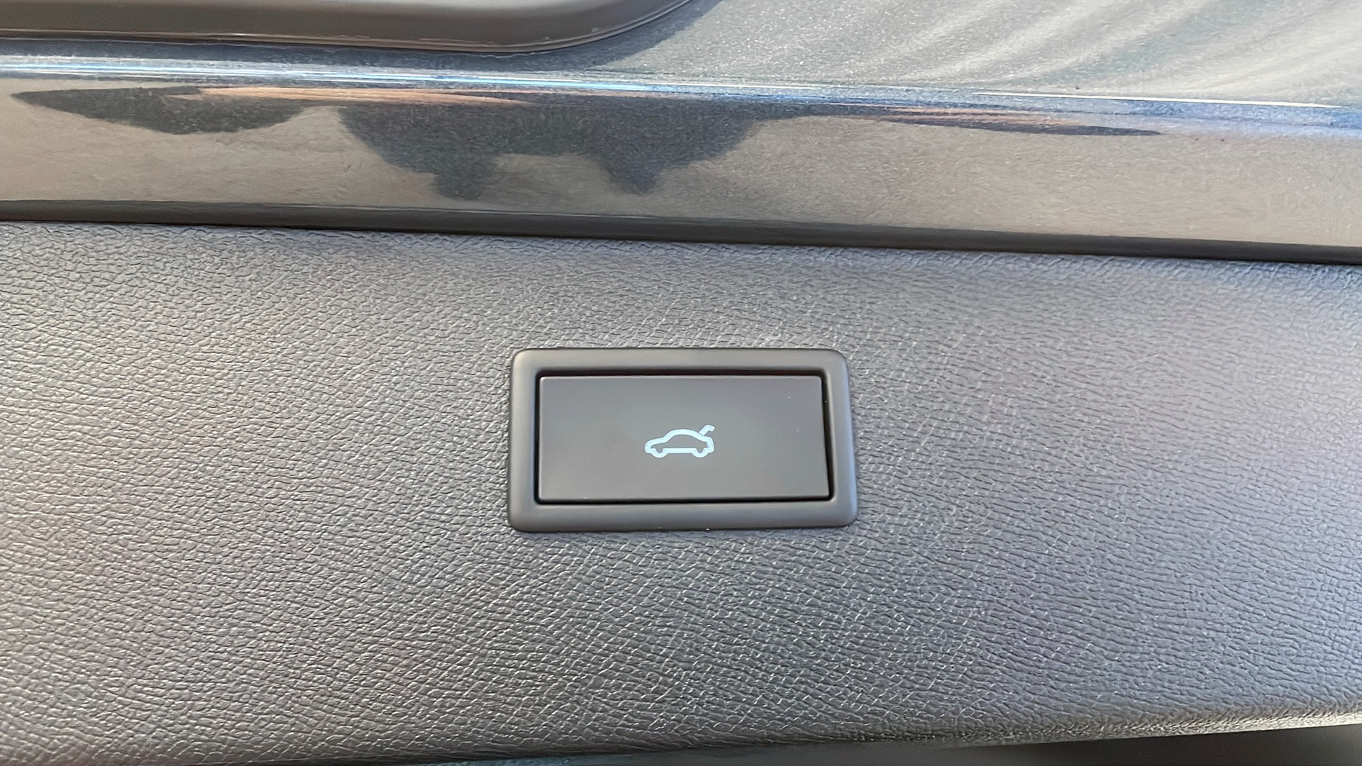 CUPRA Formentor KMW09T