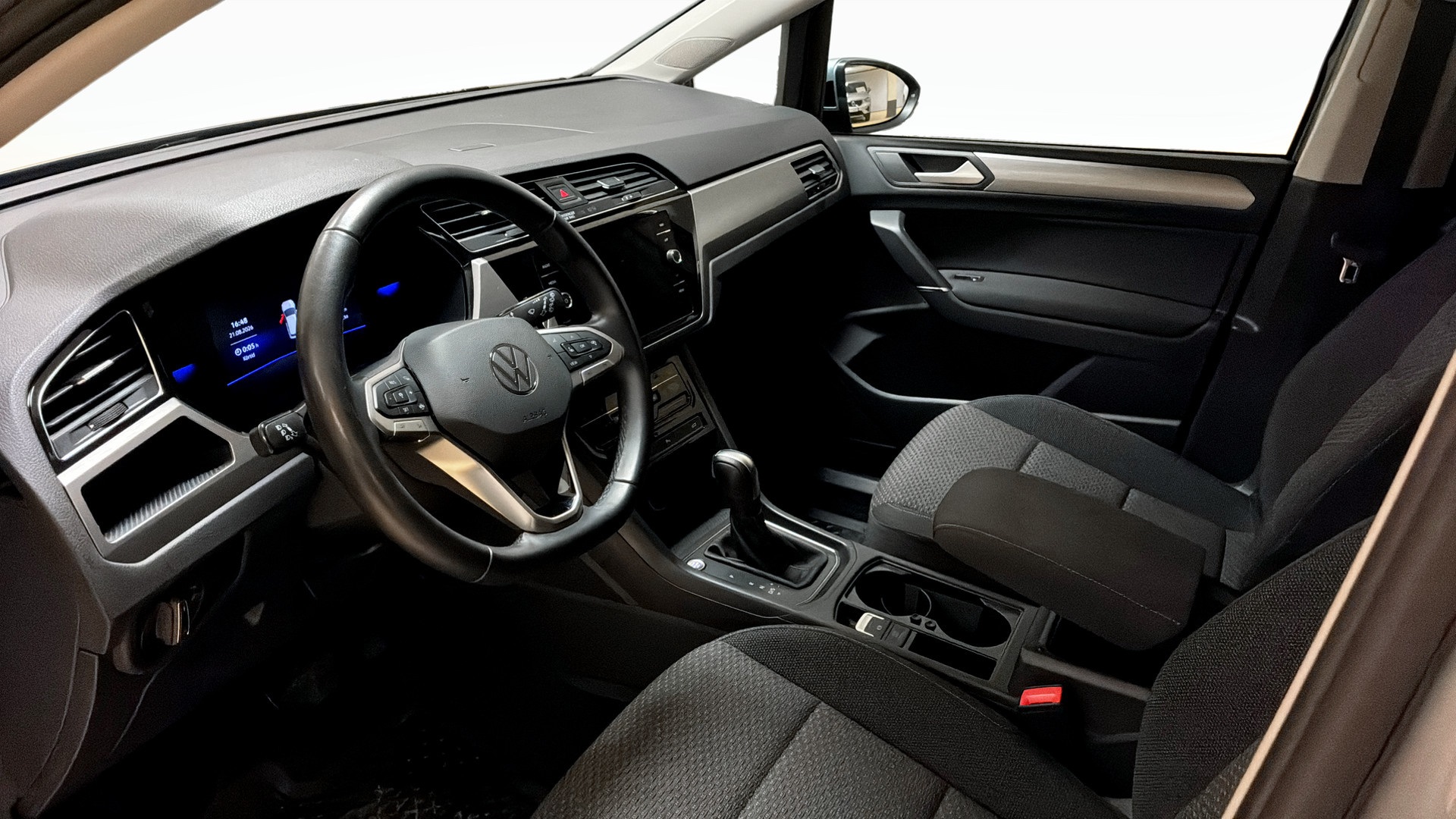 Volkswagen Touran KNF80Z