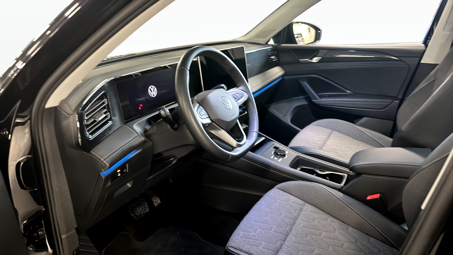 Volkswagen Tiguan KNH09P
