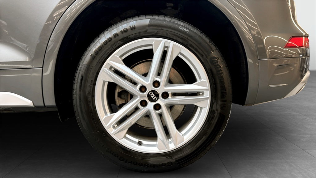 Audi Q5 KNR50Y