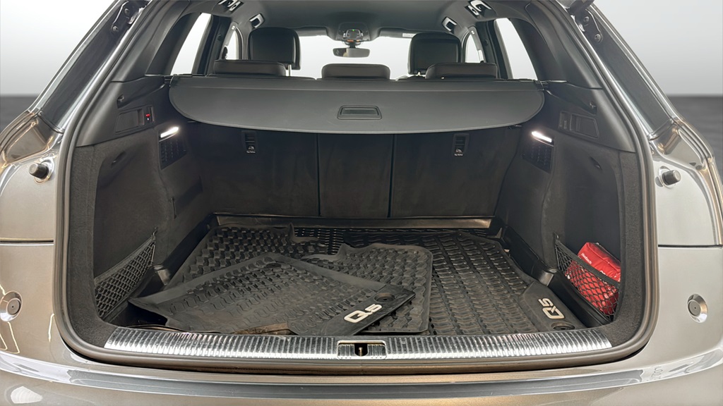Audi Q5 KNR50Y