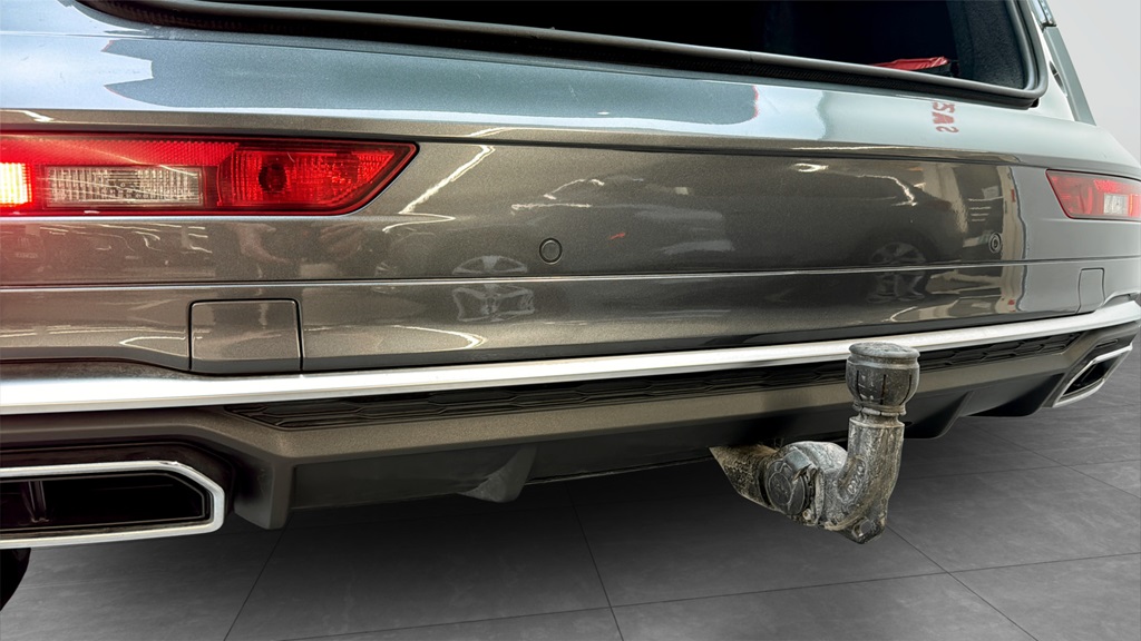 Audi Q5 KNR50Y