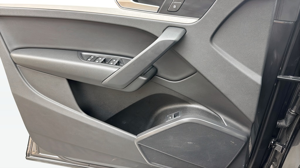 Audi Q5 KNR50Y