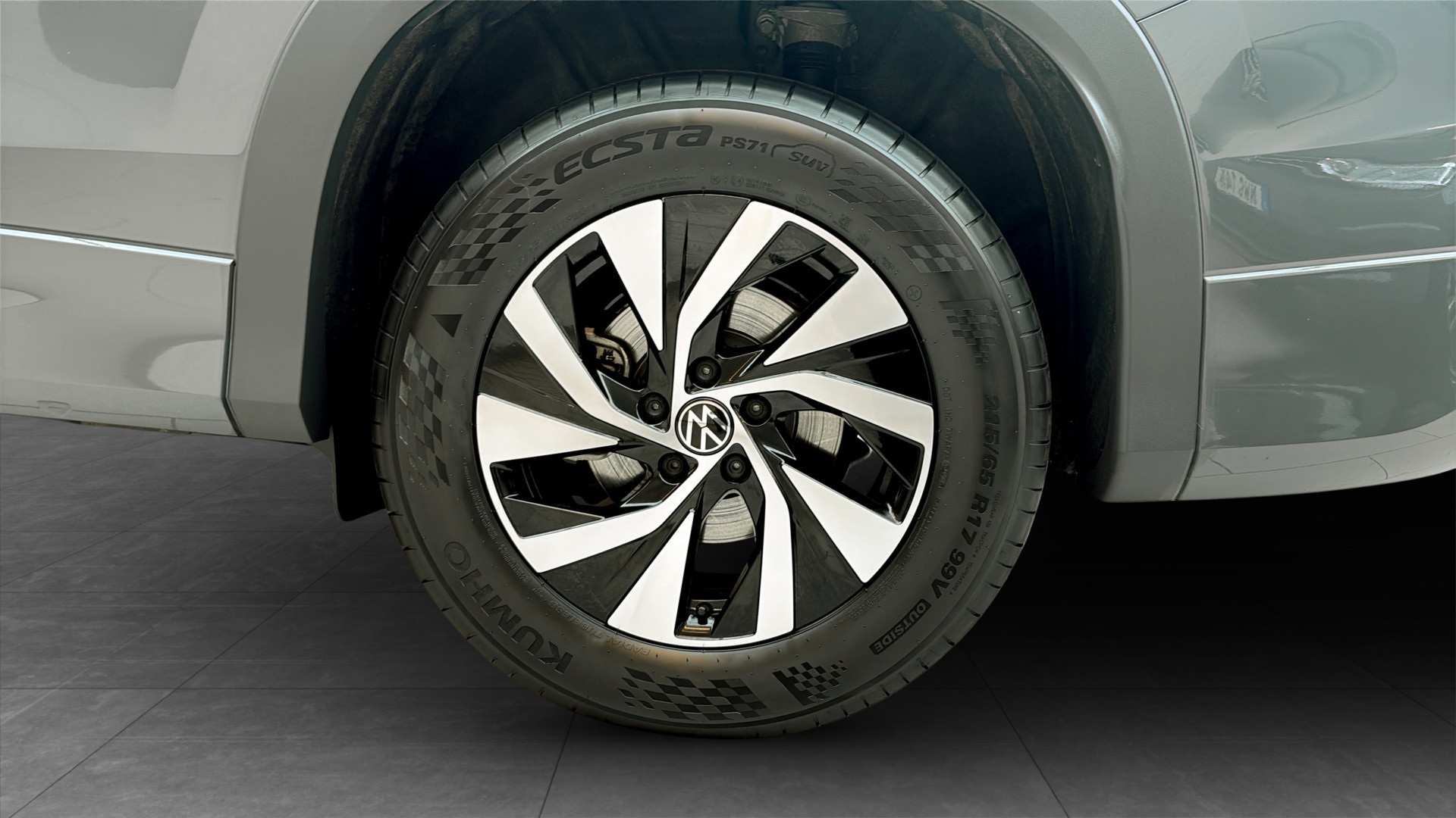 Volkswagen Tayron KOP82B