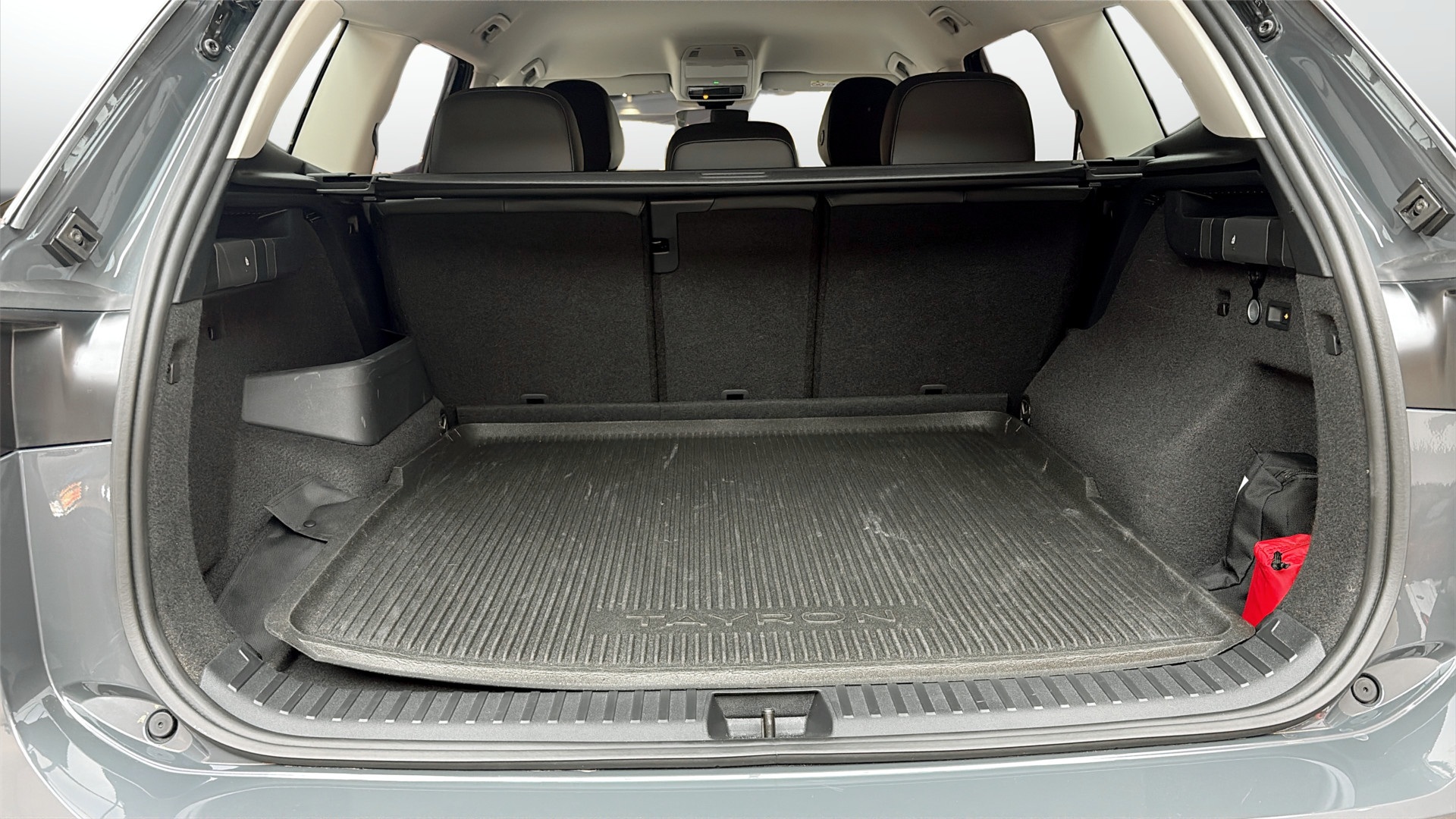 Volkswagen Tayron KOP82B