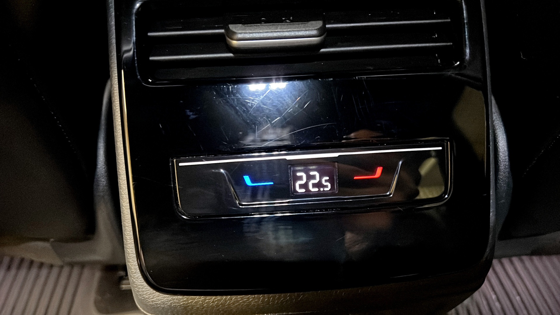 Volkswagen ID.7 Tourer KPH81P