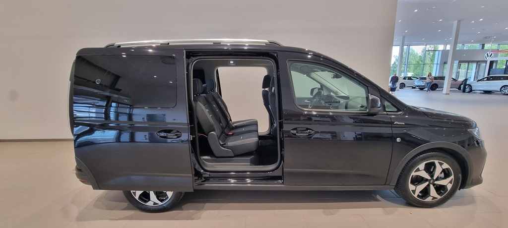 Ford Grand Tourneo KPR09E