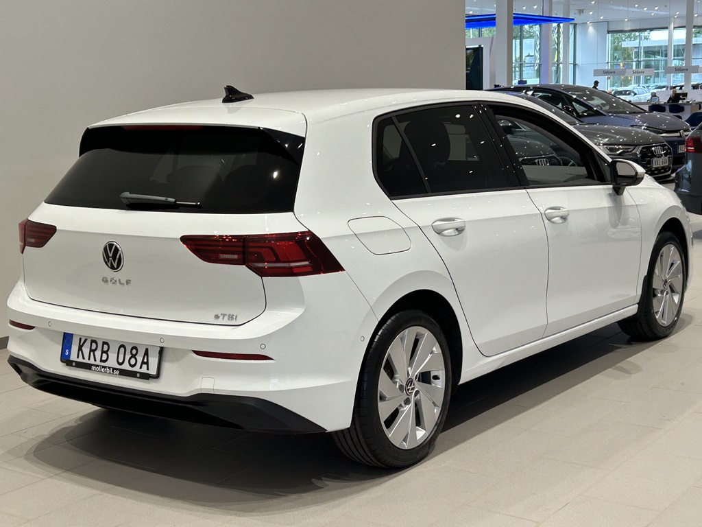 Volkswagen Golf KRB08A