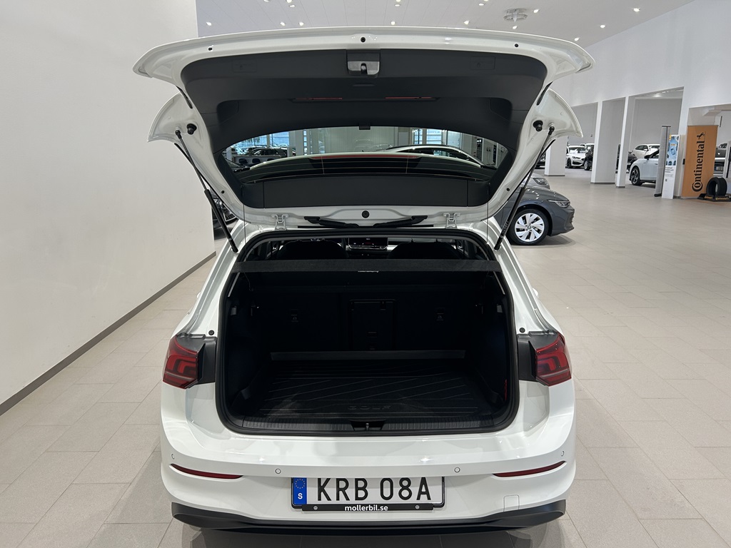 Volkswagen Golf KRB08A