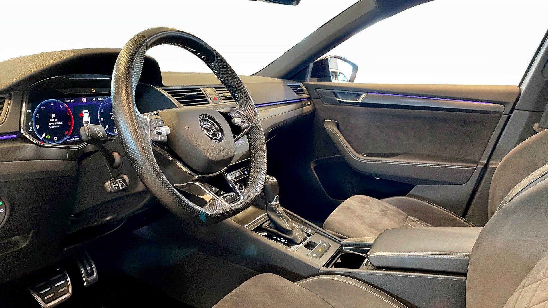 Skoda Superb KRK90U