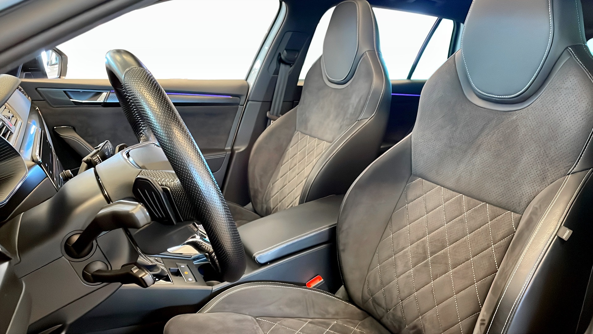 Skoda Superb KRK90U