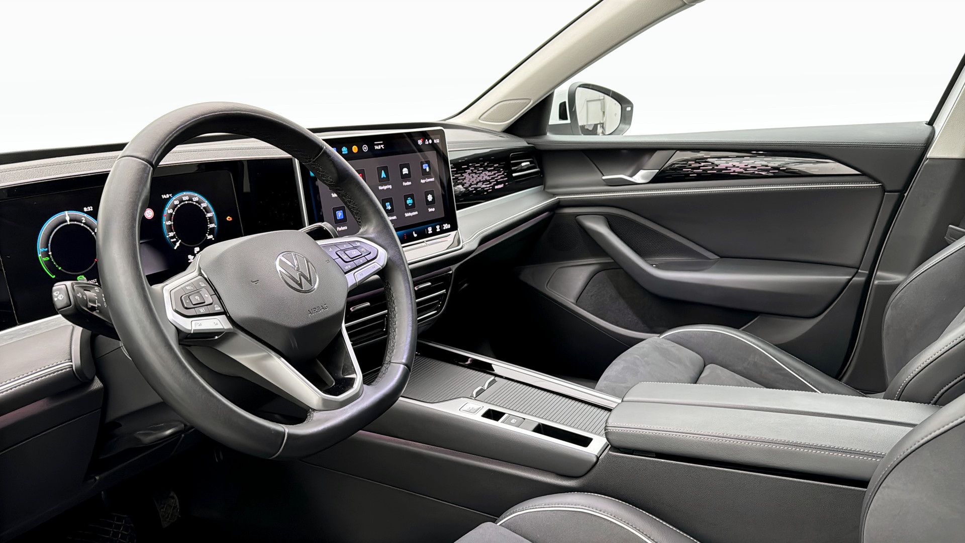 Volkswagen Passat KSJ81N