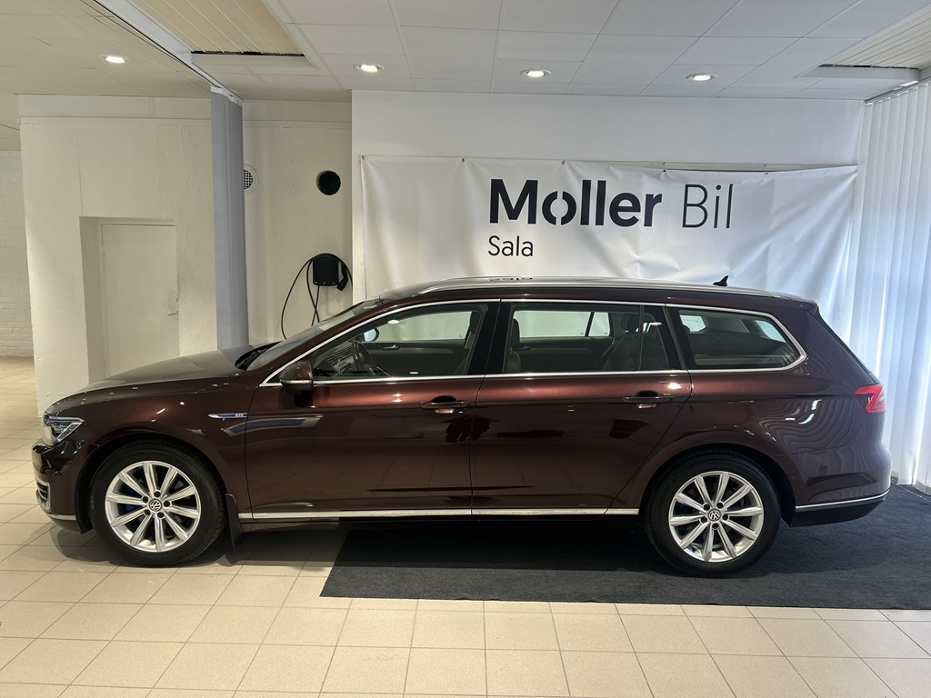 Volkswagen Passat Sportscombi KSN240