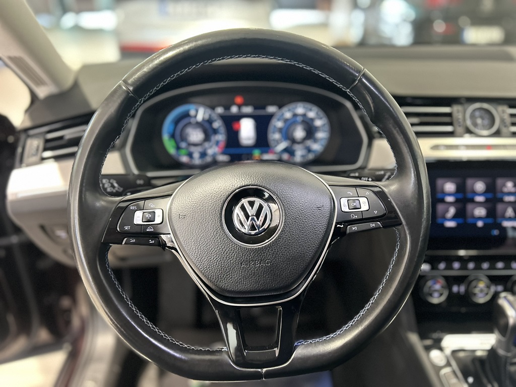 Volkswagen Passat Sportscombi KSN240
