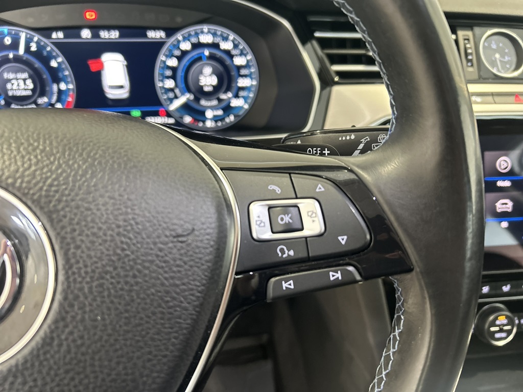 Volkswagen Passat Sportscombi KSN240