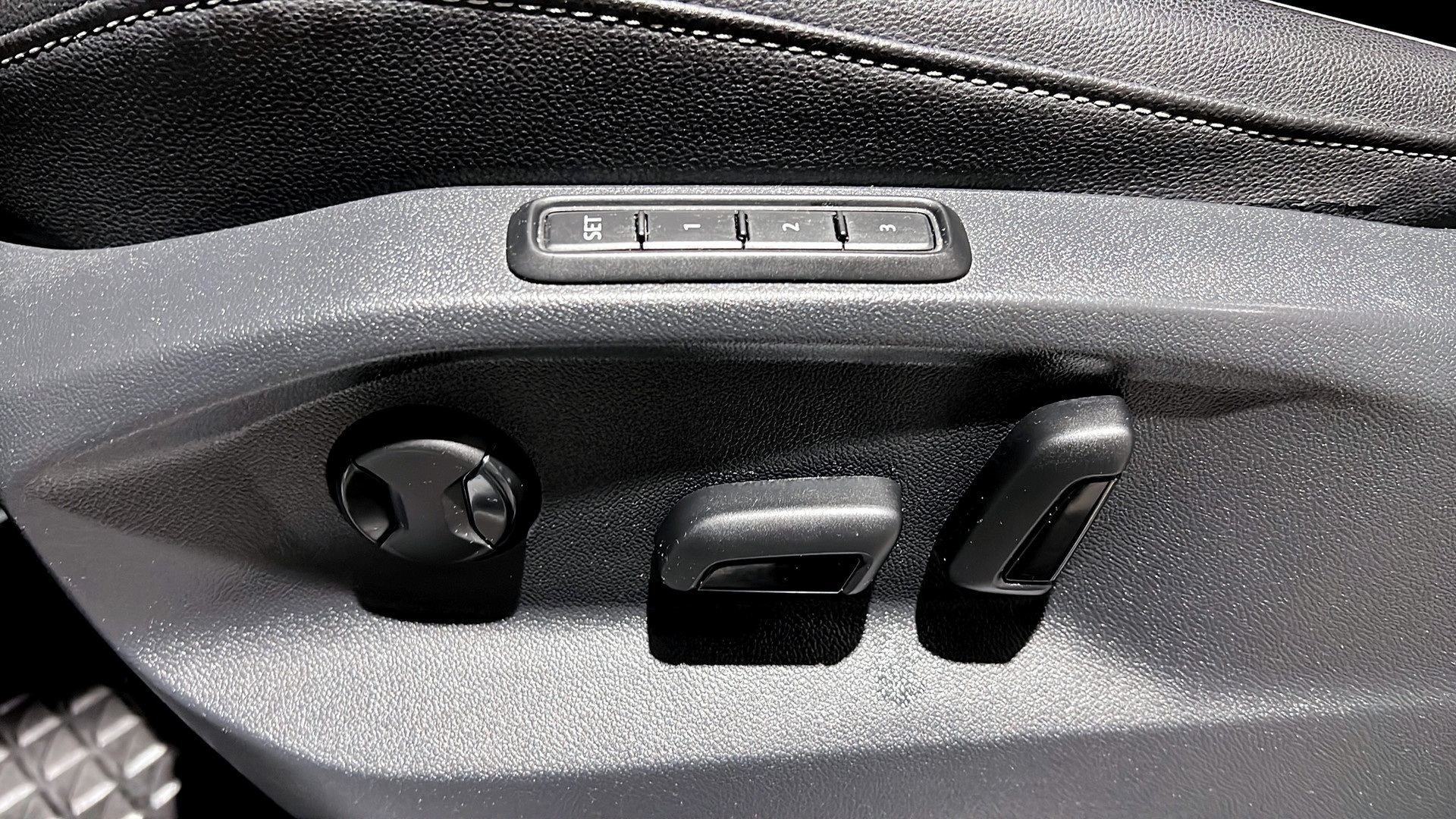 Volkswagen Tiguan KTK906