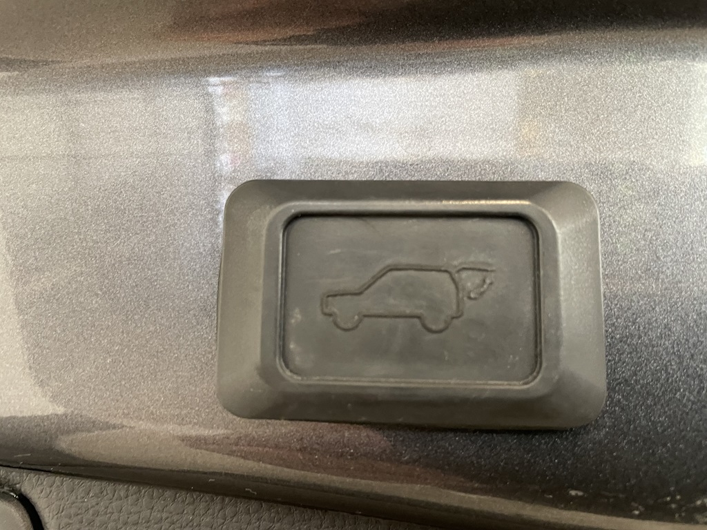 Toyota RAV4 KUN50G
