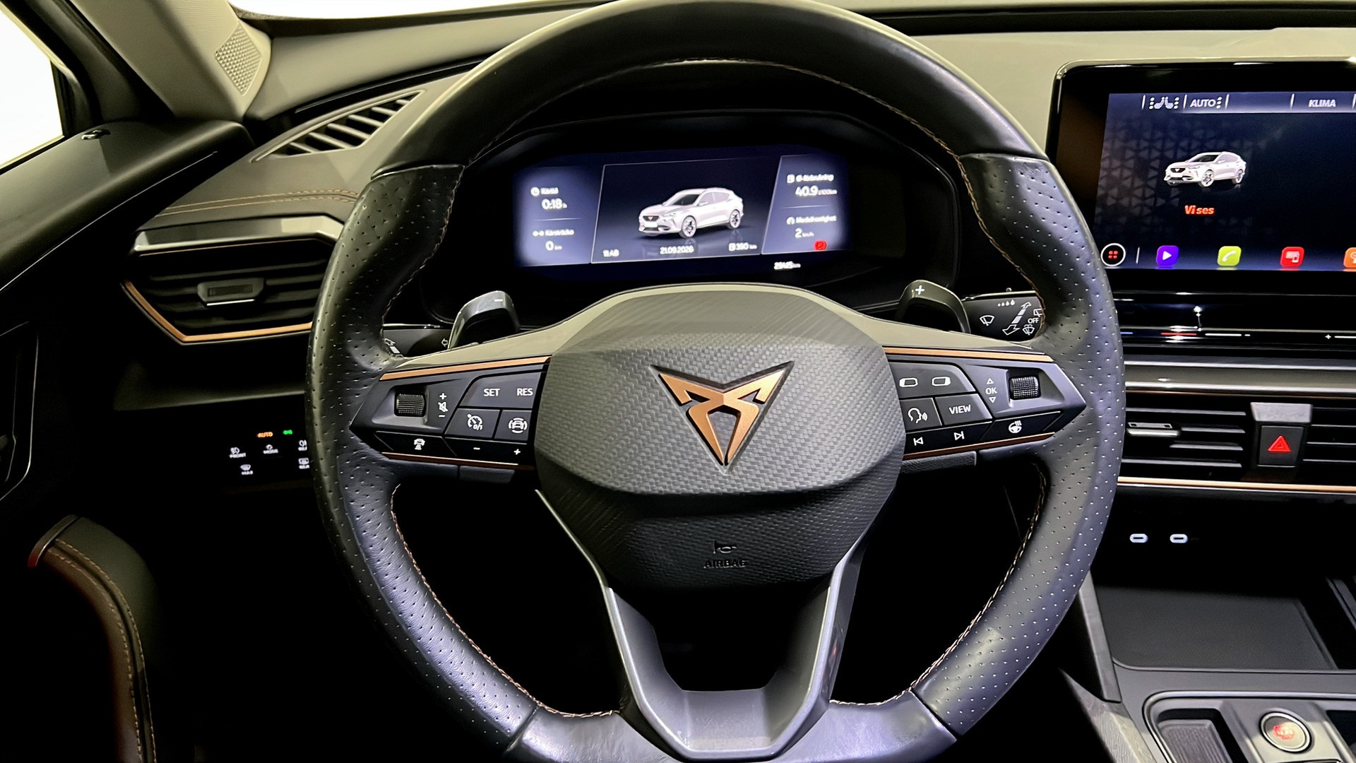 SEAT Cupra KUO122