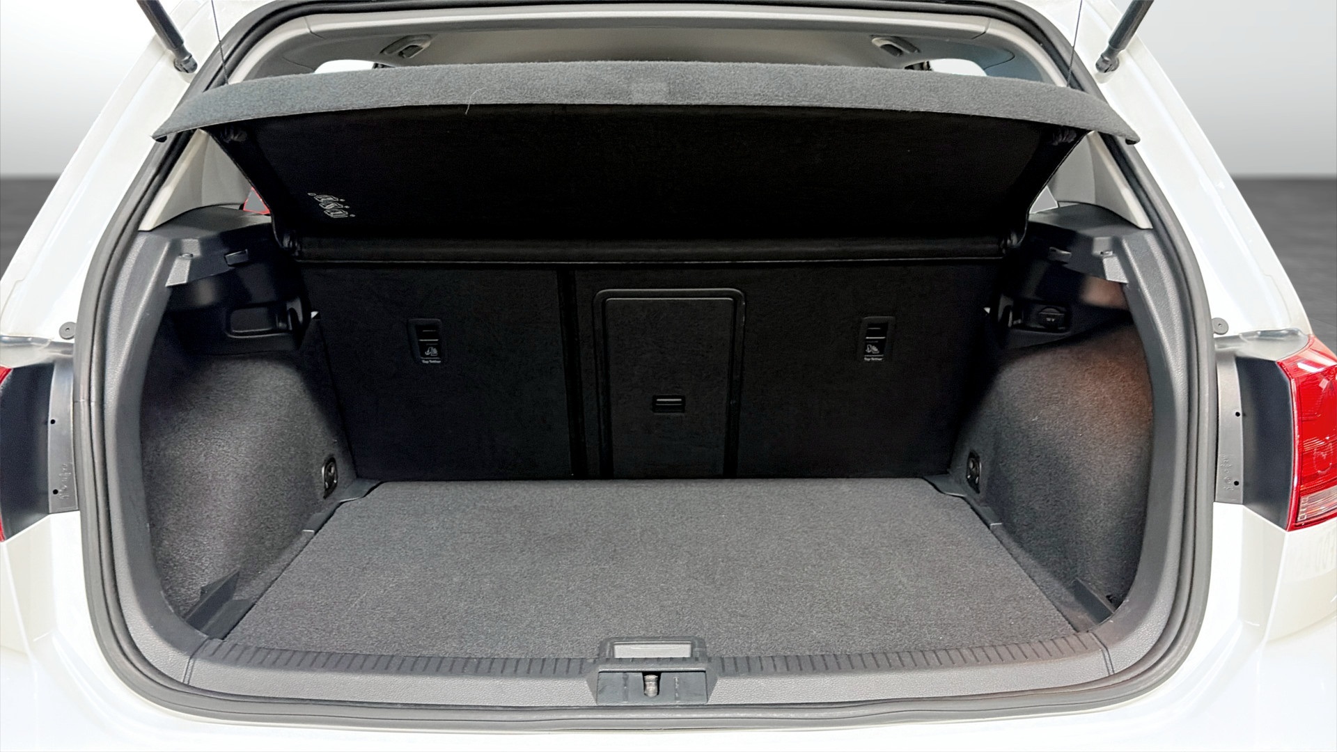 Volkswagen Golf KUW380