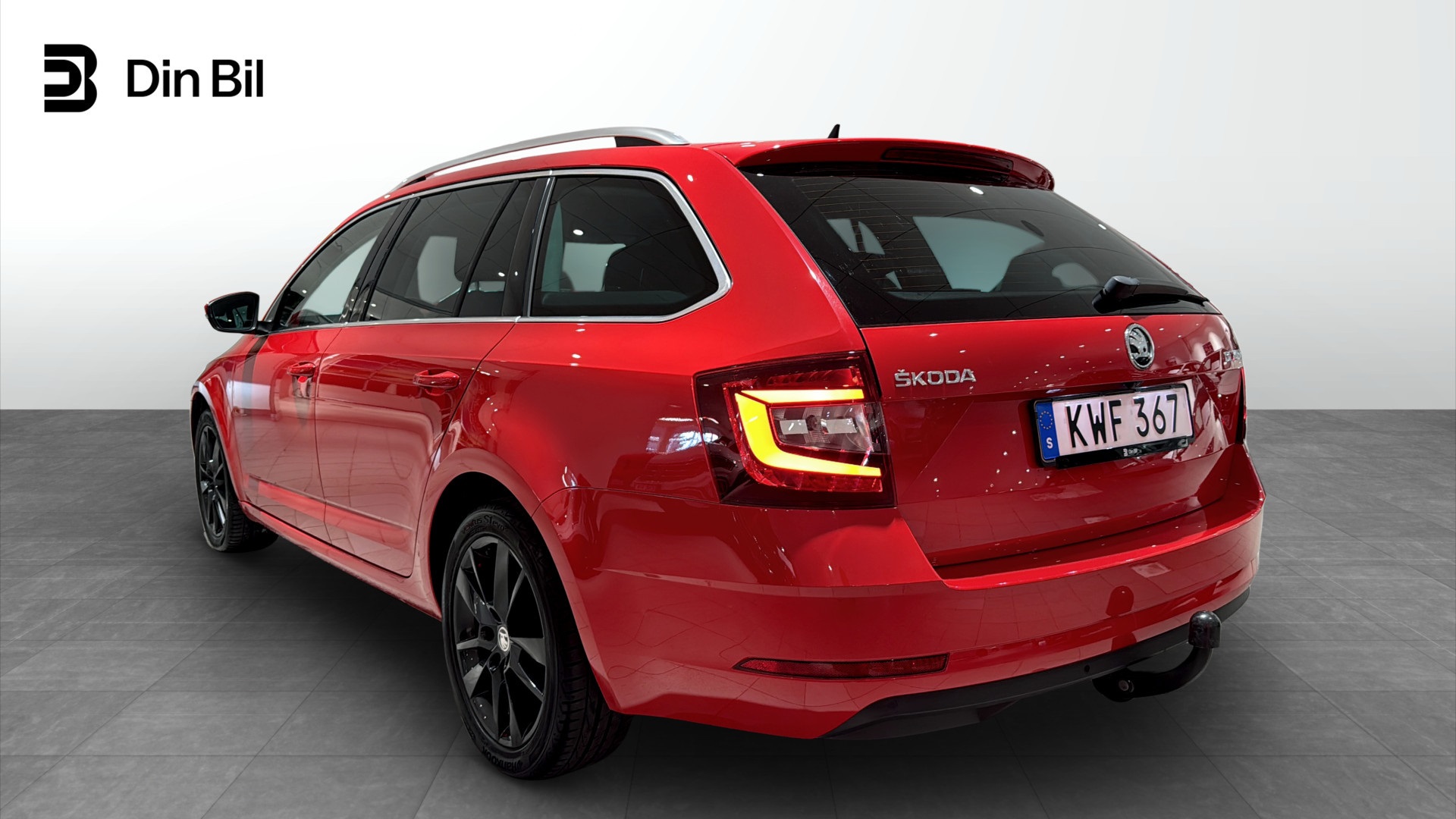 Skoda Octavia Combi KWF367