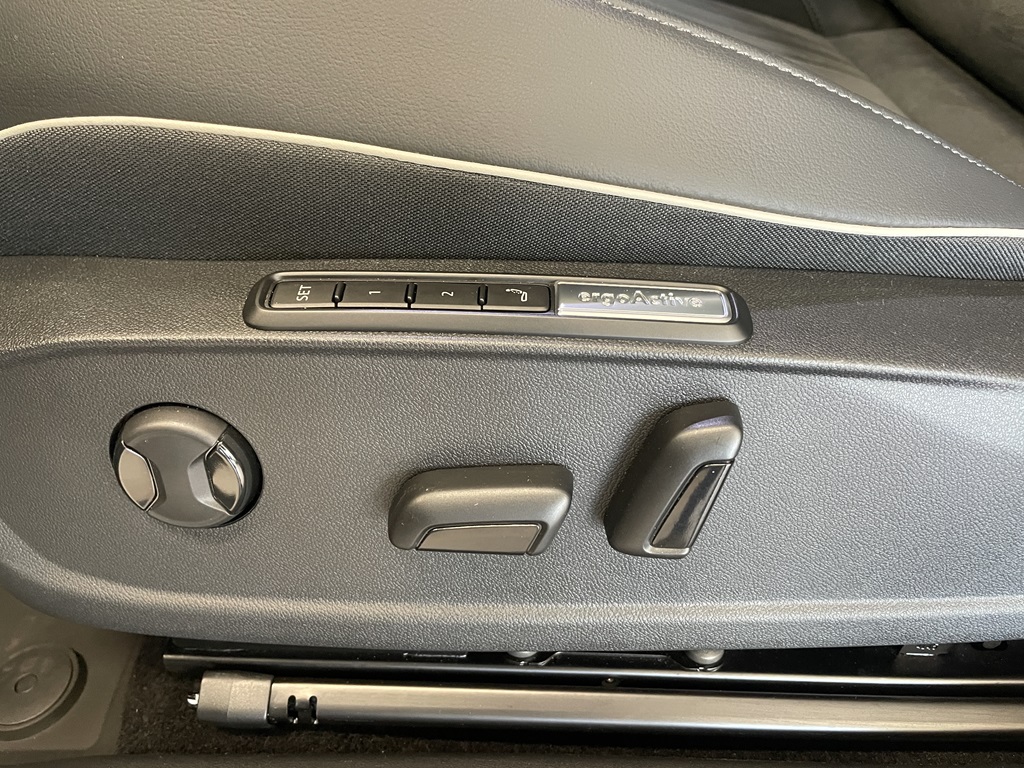 Volkswagen ID.4 KWK82E