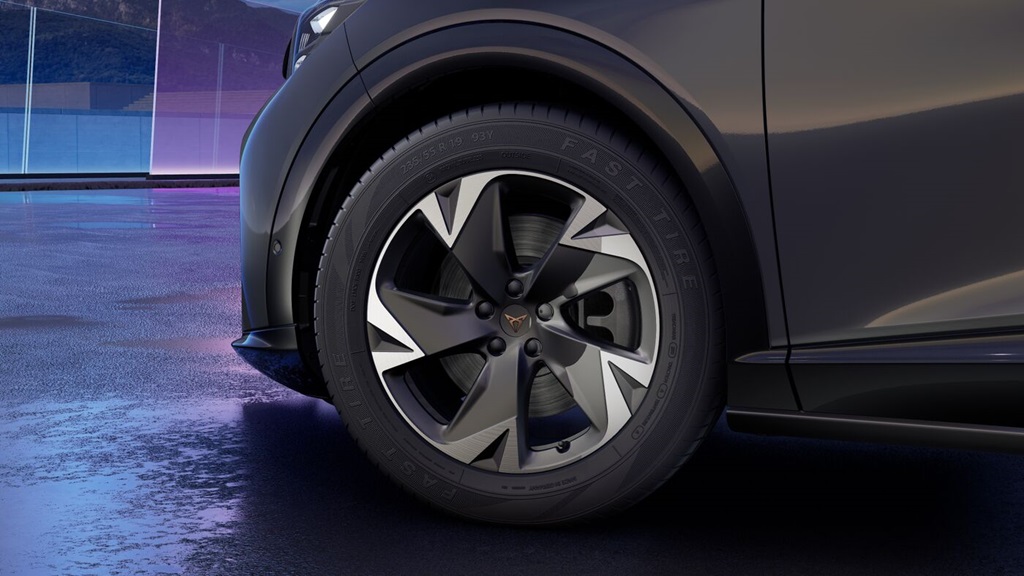 CUPRA Tavascan KWM53W