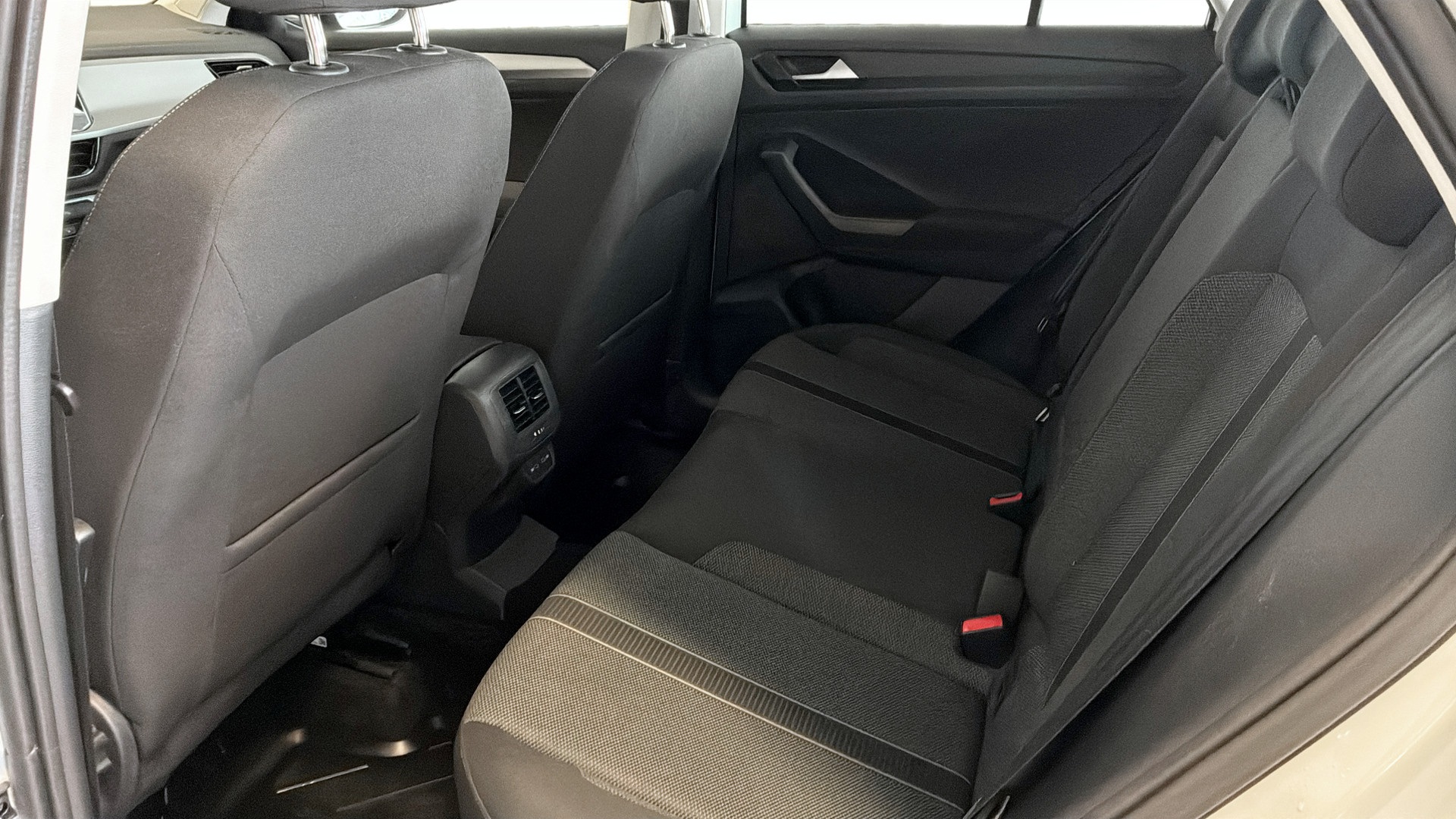 Volkswagen T-Roc KWO771