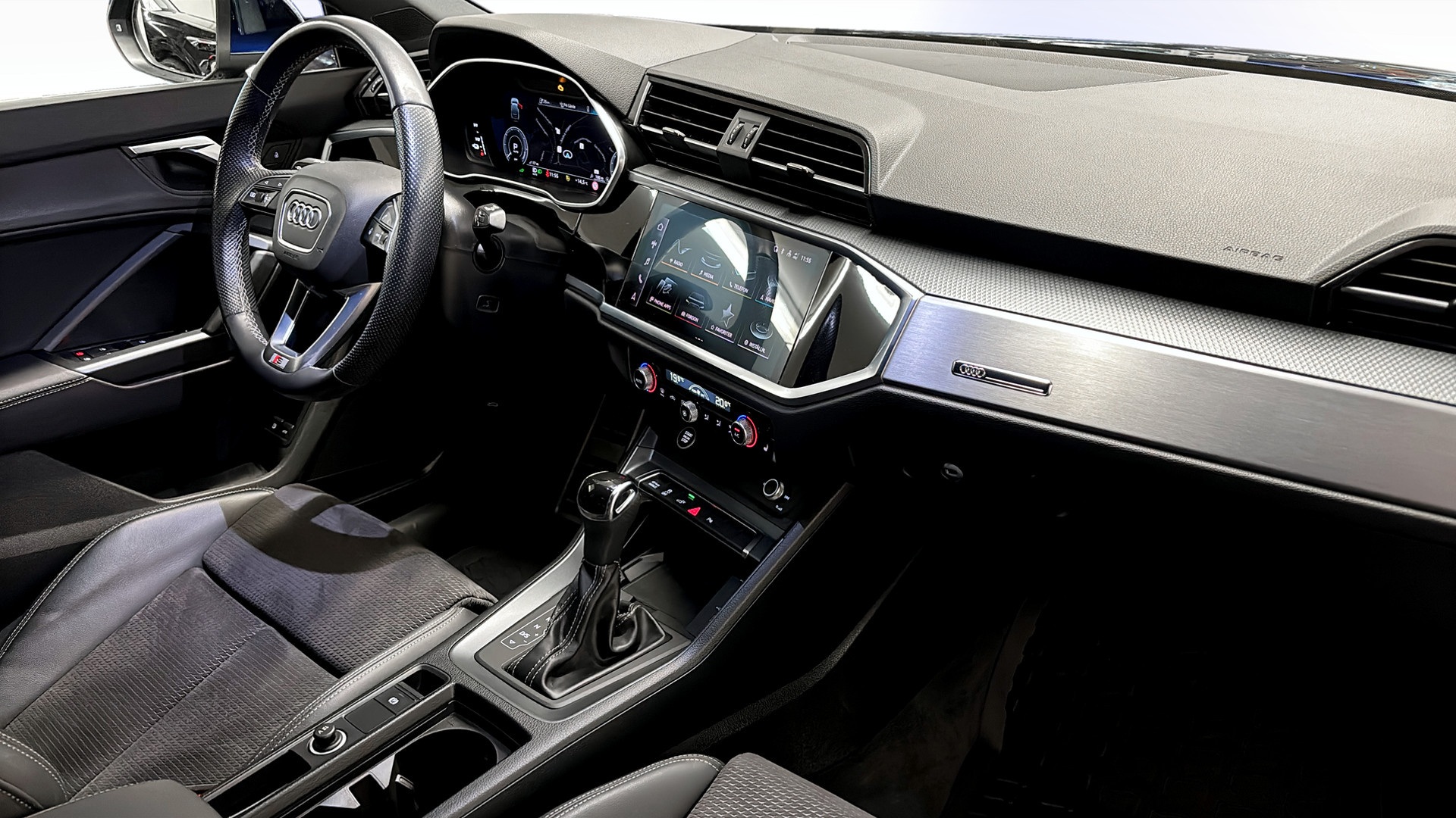 Audi Q3 Sportback KWR81D