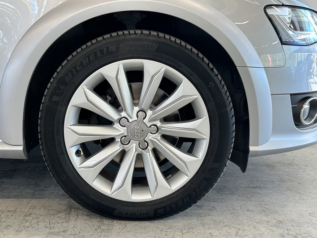Audi A4 allroad quattro KXD991