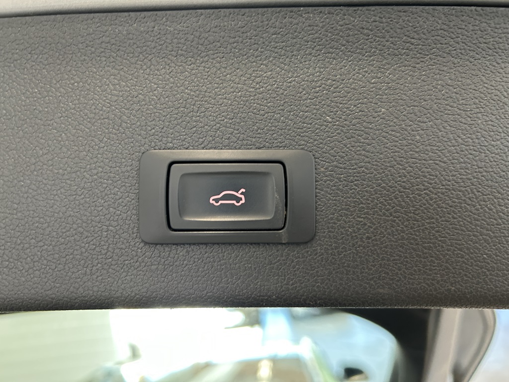 Audi A4 allroad quattro KXD991