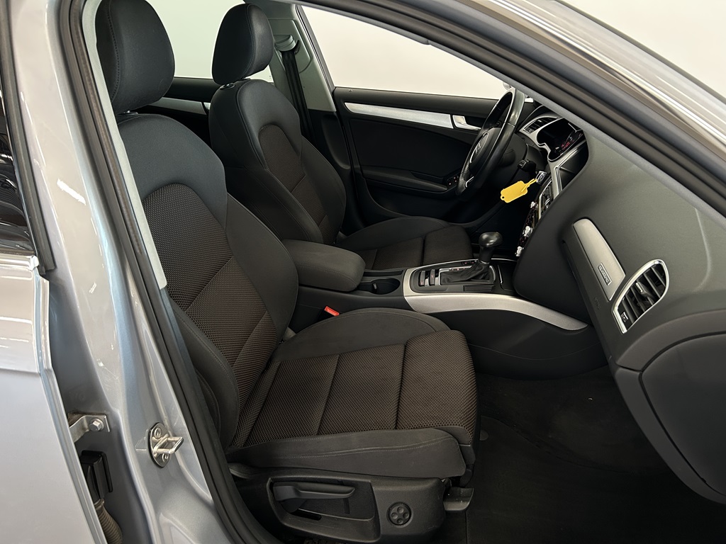 Audi A4 allroad quattro KXD991