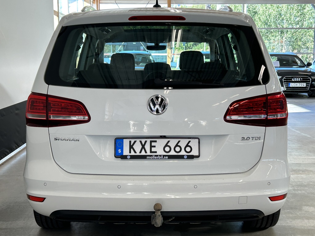 Volkswagen Sharan KXE666