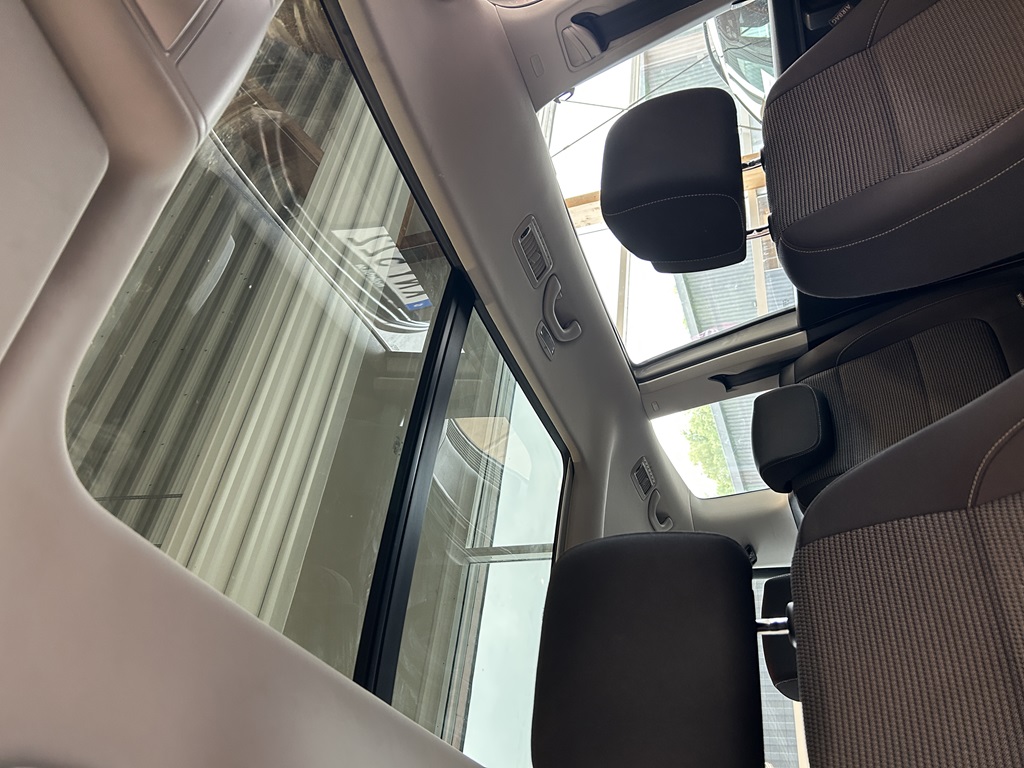 Volkswagen Sharan KXE666