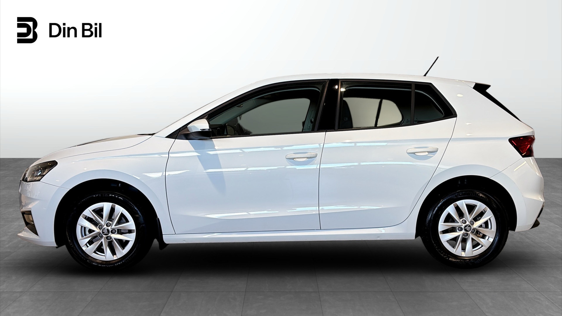 Skoda Fabia KXH64P